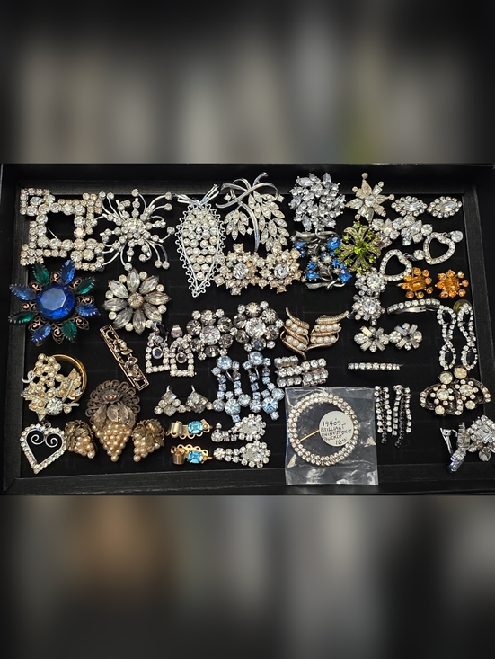 Albert Weiss Jewelry - 2 Trays Huge Bling Vintage To Antique Earring Necklace Brooch Lot Bundle